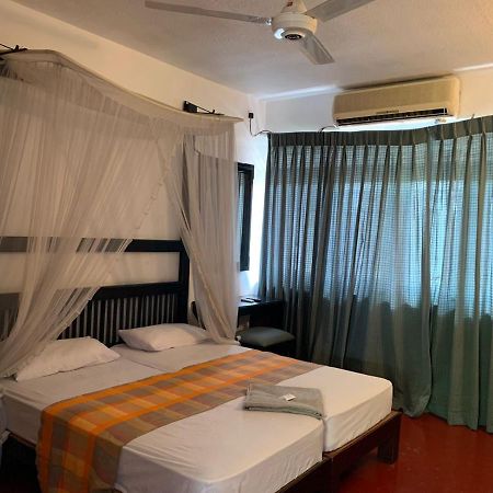 Nilani Hotel راتنابورا المظهر الخارجي الصورة