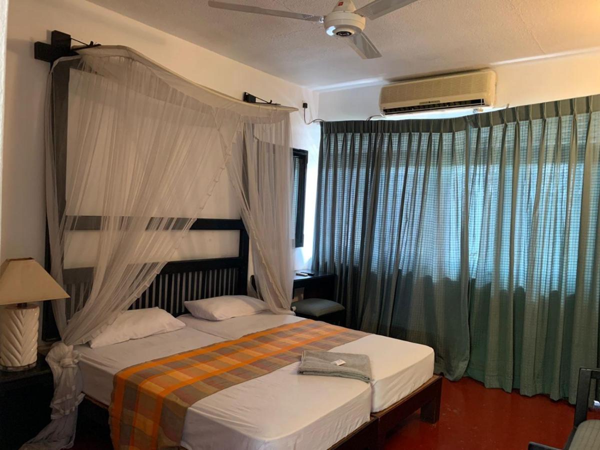 Nilani Hotel راتنابورا المظهر الخارجي الصورة