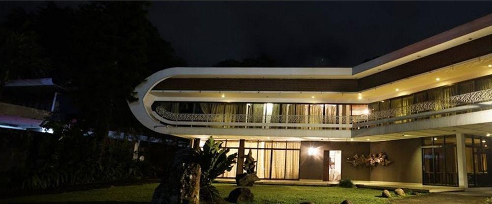 Nilani Hotel راتنابورا المظهر الخارجي الصورة